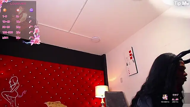 Snapshot of Elektra_Abundance_ chatting on January 11, 2025, 8:32 pm Elektra Abundance online show from January 11, 2025, 8:32 pm