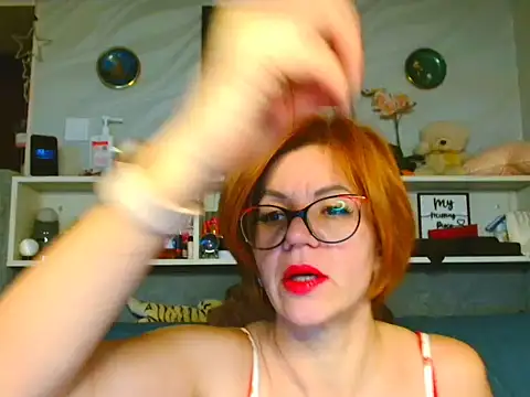 Natali3855 online show from December 17, 2025, 6:19 am