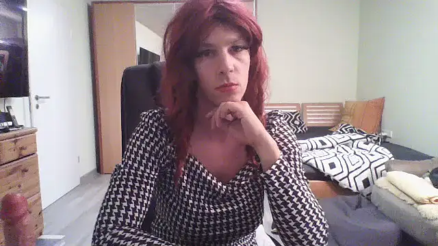 Kinky-Kristina online show from October 9, 2025, 5:33 pm