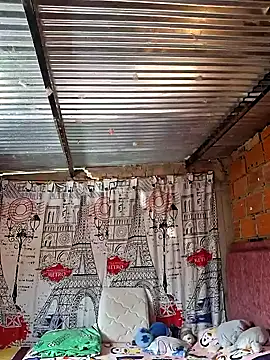 chubby sexy big tits online show from October 8, 2025, 12:14 pm