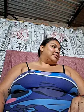 chubby sexy big tits online show from November 6, 2025, 12:44 am