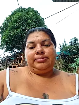 chubby sexy big tits online show from January 14, 2026, 12:22 pm