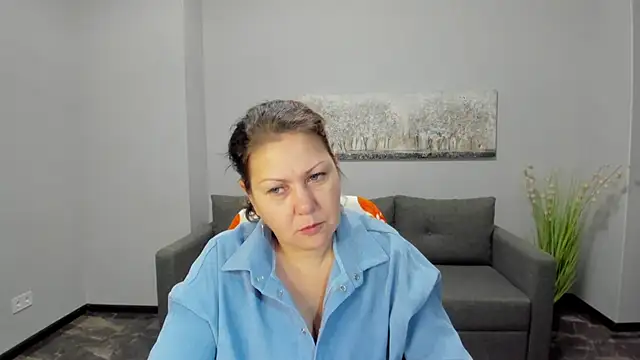 Snapshot of Milana_Blake chatting on December 11, 2024, 6:36 am Milana Blake online show from December 11, 2024, 6:36 am