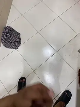 Lahcene online show from February 11, 2026, 2:44 pm