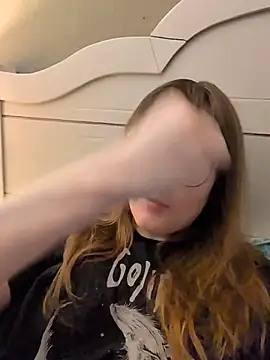 HannahCastle96 online show from October 2, 2025, 3:19 pm