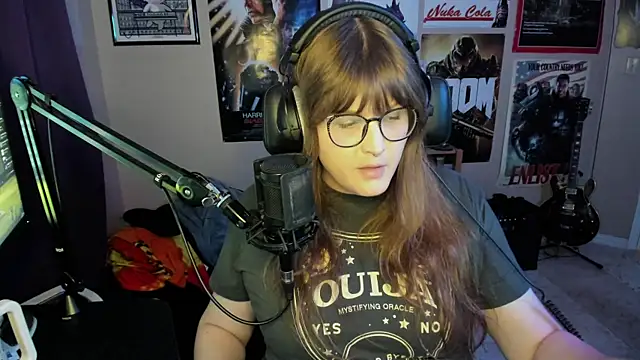 HannahCastle96 online show from December 22, 2025, 11:57 pm