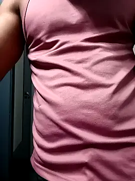 jaiwrld0 online show from February 16, 2025, 6:21 pm