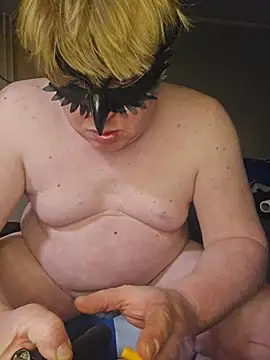 Chilsen1904 online show from April 15, 2026, 9:26 pm