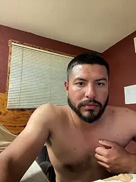 Jjuarez5409 online show from April 15, 2026, 4:08 am