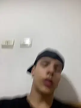 Snapshot of Flynn_Riider chatting on February 19, 2025, 8:52 pm Flynn Riider online show from February 19, 2025, 8:52 pm