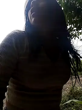 Danna-linyi online show from February 5, 2025, 2:59 pm