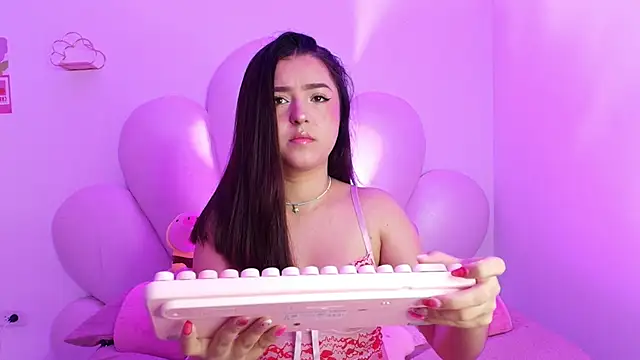 zoewillian online show from October 4, 2025, 2:42 am