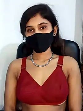 Snapshot of Angel_Riye chatting on January 18, 2025, 8:51 pm Angel Riye online show from January 18, 2025, 8:51 pm