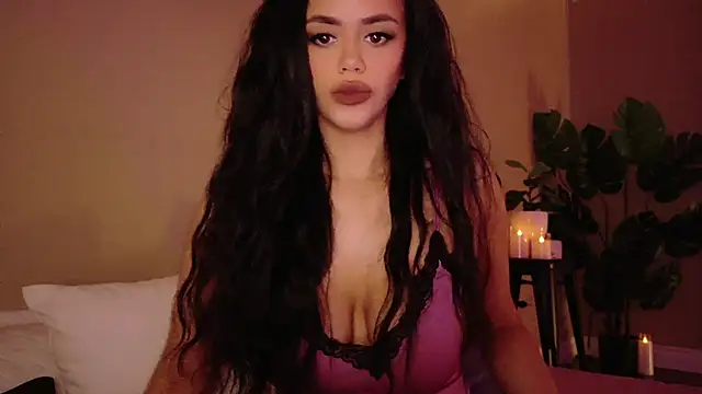 Snapshot of MayaIndica chatting on March 7, 2025, 8:56 am MayaIndica online show from March 7, 2025, 8:56 am