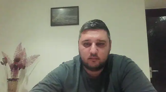  revianzip1 online show from December 9, 2024, 7:50 pm