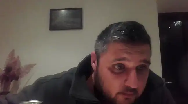  revianzip1 online show from December 18, 2024, 6:14 pm