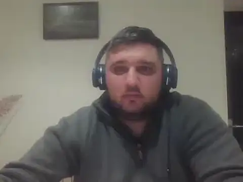  revianzip1 online show from January 4, 2025, 7:13 pm