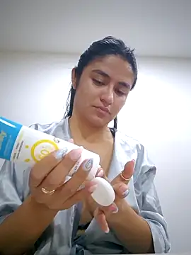 StefaBrown online show from October 28, 2025, 11:14 am