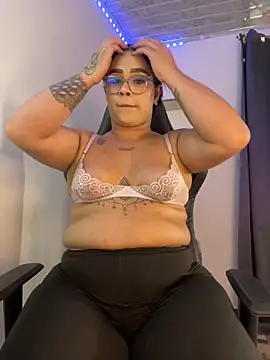 Dulce smith 1 online show from April 16, 2026, 9:39 pm