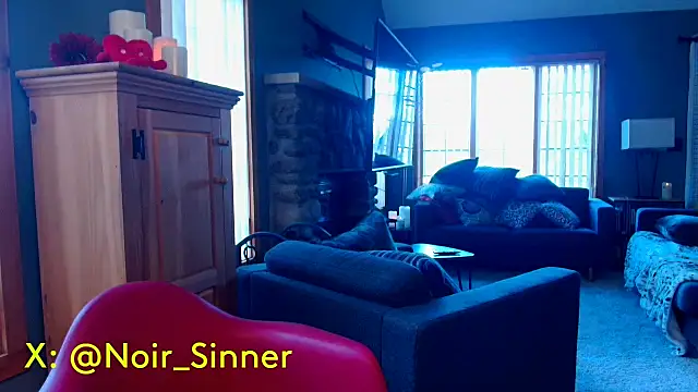 sinnernoir online show from March 14, 2026, 6:13 pm