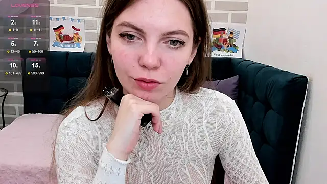 marie reyes  online show from October 1, 2025, 1:33 am