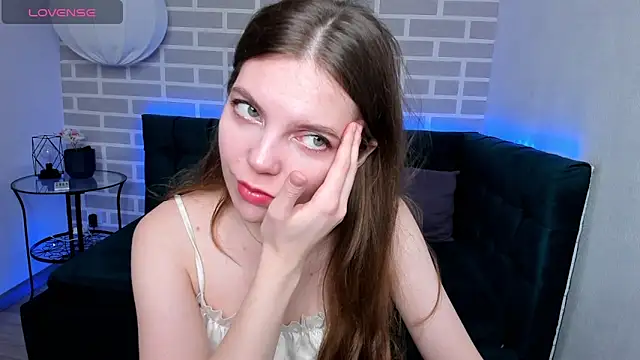 marie reyes  online show from October 12, 2025, 1:48 am