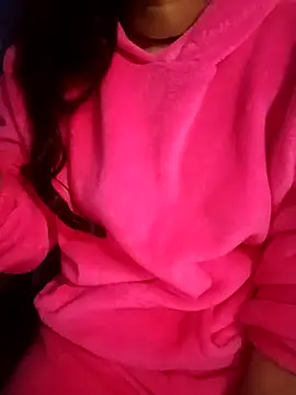 Snapshot of cute-neha70 chatting on January 23, 2025, 2:23 am cute-neha70 online show from January 23, 2025, 2:23 am