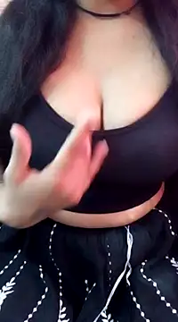 Snapshot of cute-neha70 chatting on March 21, 2025, 9:12 am cute-neha70 online show from March 21, 2025, 9:12 am