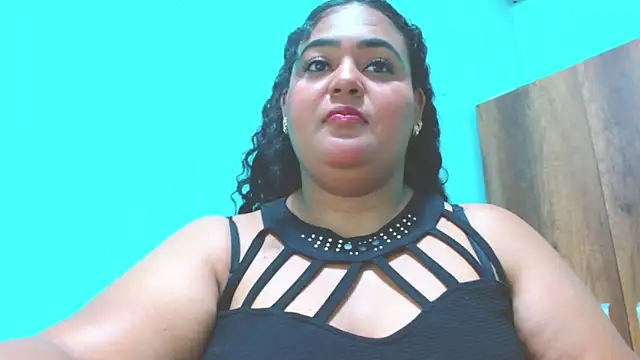 Snapshot of emyli_23 chatting on November 8, 2025, 11:36 pm emyli 23 online show from November 8, 2025, 11:36 pm