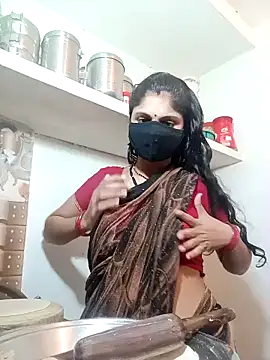 Snapshot of Cute-Aadhvita chatting on January 28, 2025, 1:49 pm Cute-Aadhvita online show from January 28, 2025, 1:49 pm