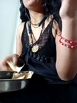 Snapshot of Cute-Aadhvita chatting on February 12, 2025, 9:31 am Cute-Aadhvita online show from February 12, 2025, 9:31 am