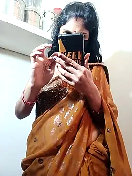 Snapshot of Cute-Aadhvita chatting on February 13, 2025, 3:07 am Cute-Aadhvita online show from February 13, 2025, 3:07 am
