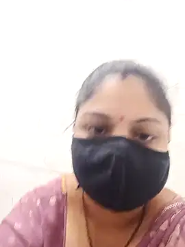 Snapshot of Cute-Aadhvita chatting on April 24, 2026, 1:52 am Cute-Aadhvita online show from April 24, 2026, 1:52 am
