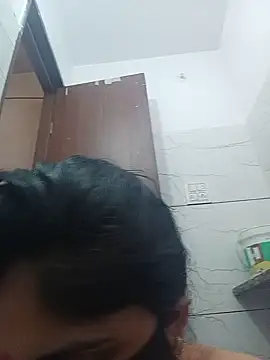 Snapshot of Cute-Aadhvita chatting on May 17, 2026, 4:21 am Cute-Aadhvita online show from May 17, 2026, 4:21 am