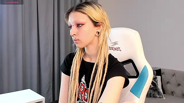 Lexy-Woorhez online show from October 17, 2025, 11:35 am