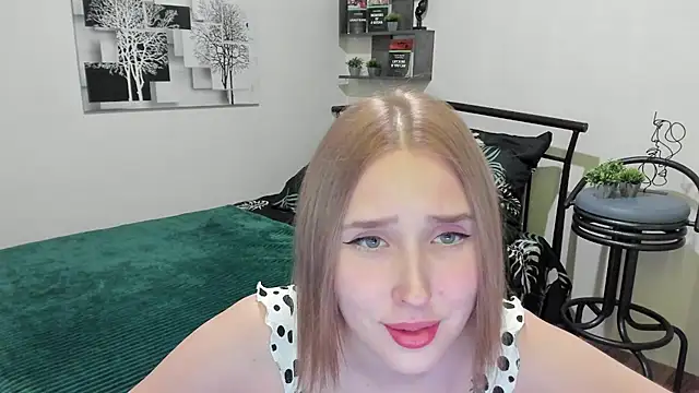 LinaTruly online show from January 16, 2025, 8:25 pm