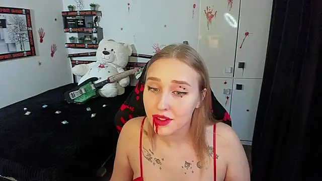 LinaTruly online show from October 23, 2025, 9:35 pm