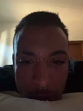 Snapshot of FTM98xxx chatting on January 24, 2025, 1:47 pm FTM98xxx online show from January 24, 2025, 1:47 pm