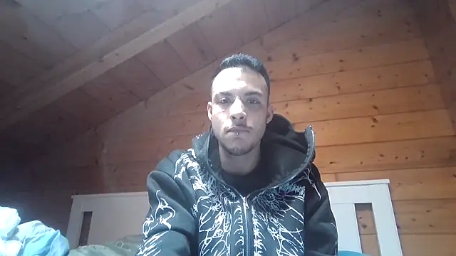 Snapshot of FTM98xxx chatting on February 16, 2026, 11:06 am FTM98xxx online show from February 16, 2026, 11:06 am