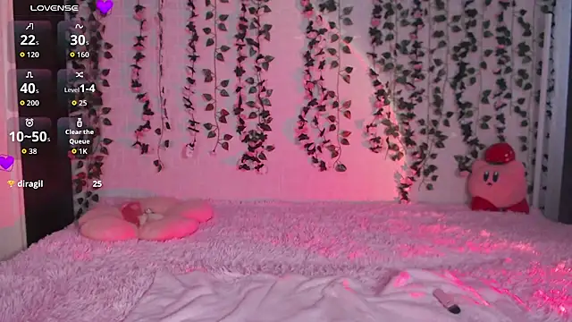 Snapshot of Lessy_Lasska chatting on October 30, 2025, 4:03 am Lessy Lasska online show from October 30, 2025, 4:03 am