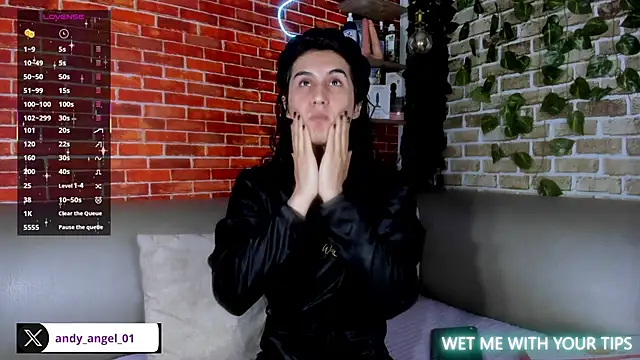 andy angell1 online show from September 30, 2025, 12:21 pm