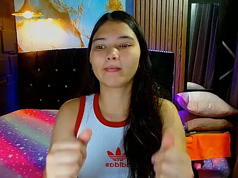alissonwinx online show from June 23, 2026, 7:23 pm