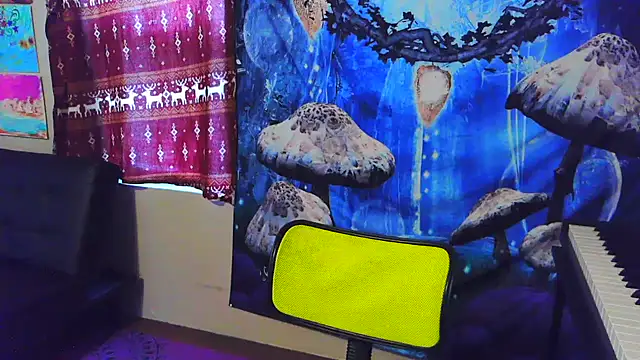  hellostormy  online show from October 25, 2025, 6:46 pm