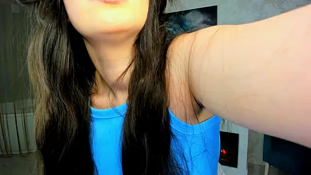 AlluringAriel online show from May 28, 2026, 10:12 am