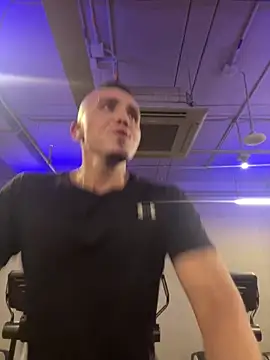 adam-rivera online show from March 13, 2025, 1:21 am