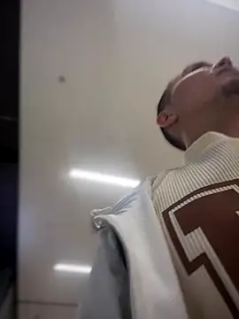 adam-rivera online show from November 15, 2025, 1:36 am