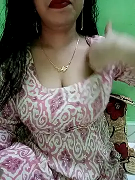 Snapshot of Haniya-143 chatting on July 14, 2026, 12:13 am Haniya-143 online show from July 14, 2026, 12:13 am