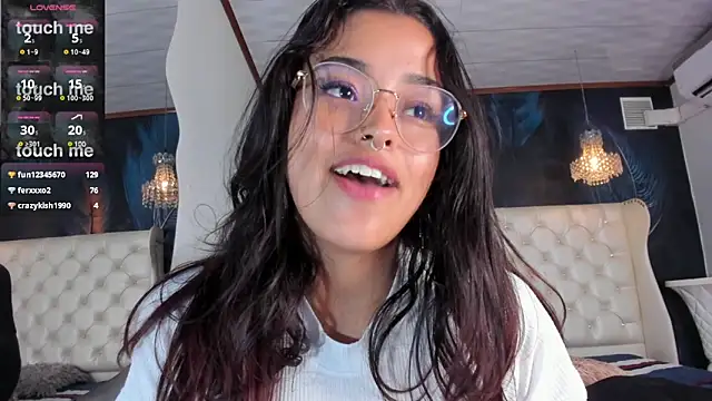 Snapshot of Ariana_Pierce chatting on January 25, 2025, 7:49 am Ariana Pierce online show from January 25, 2025, 7:49 am