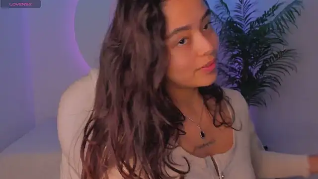 Ariana Pierce online show from October 29, 2025, 12:29 pm