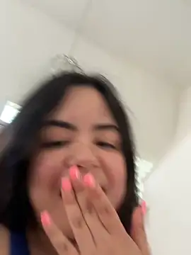 littlemissbabycakes online show from April 1, 2026, 11:57 pm